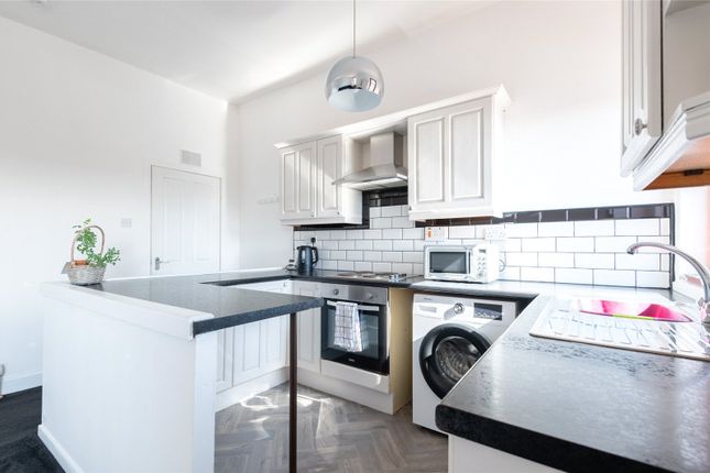 9, Blackwood Place, Leven photo 2