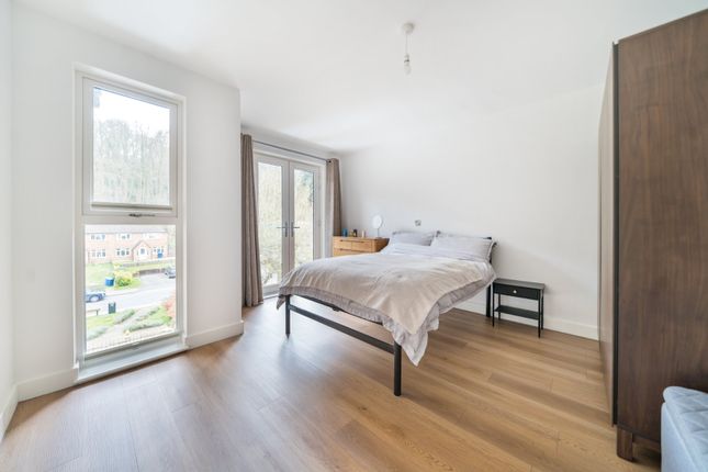 Flat for sale in Catteshall Lane, Godalming, Surrey