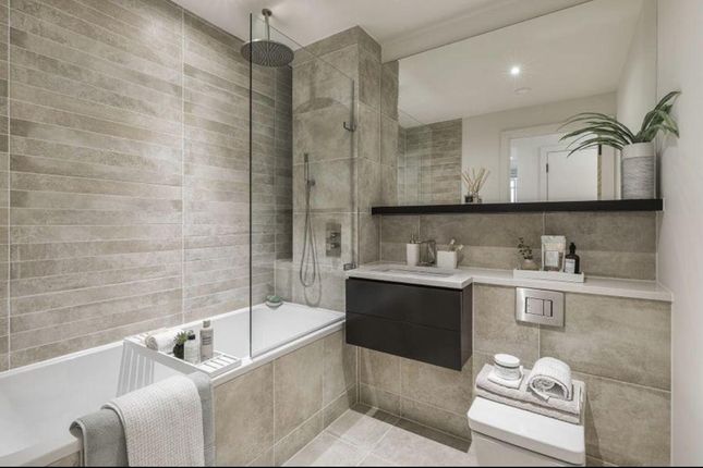 2 New Tannery Way, London photo 3