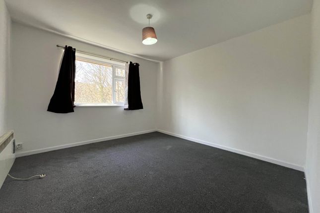 Turners Road North, Luton photo 5