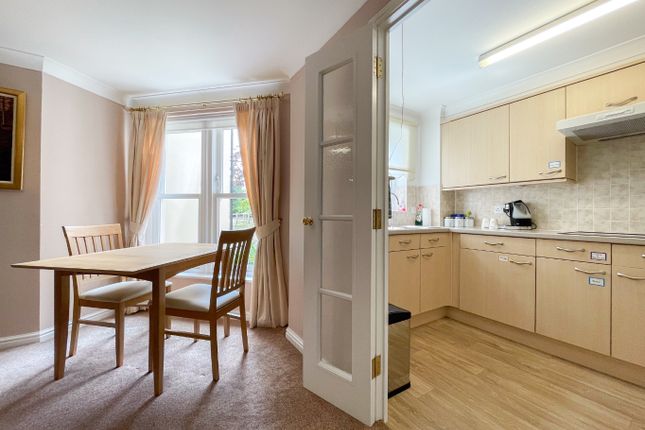 Flat 11, Nelson Court, Gravesend photo 4