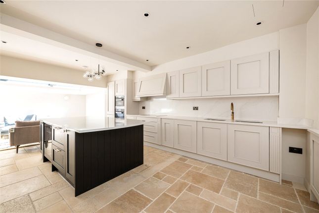 7, Archery Close, London photo 3