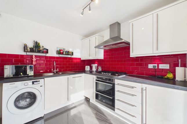 41, Hillhead Crescent, Paisley photo 4