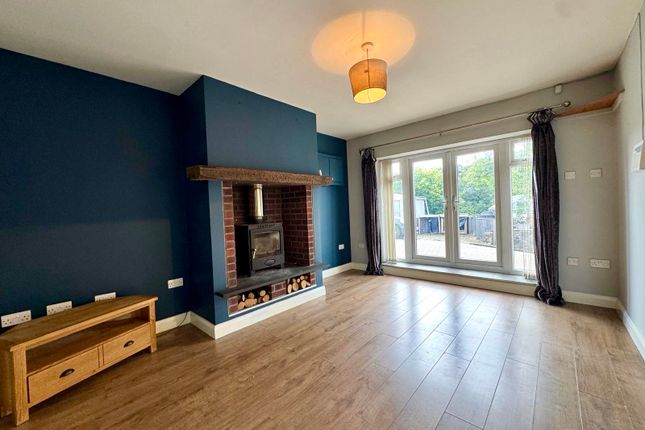 3 Taff Fawr Close, Merthyr Tydfil photo 2