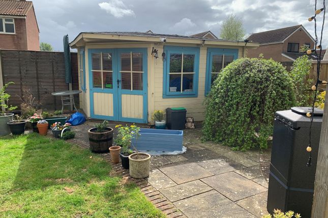 10, Howard Close, Burnham-On-Sea photo 4