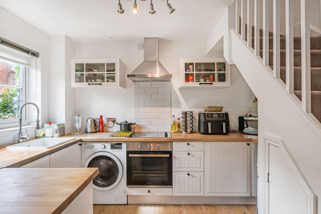 10, Nicholson Mews, Egham photo 3