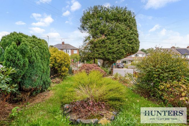 97, Fieldhead Road, Leeds photo 3