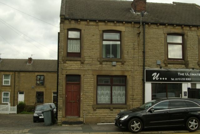 Thumbnail Flat to rent in Bruntcliffe Road, Morley, Leeds