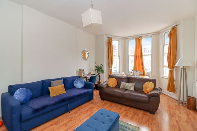 2-bed flat on 182, Holland Road, West Kensington, £650,000