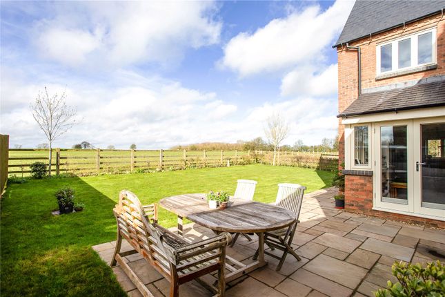 Detached house for sale in Quarry Close, Eydon, Daventry, Northamptonshire