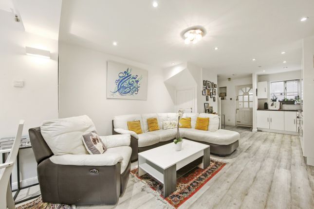 Terraced house for sale in Mapeshill Place, Willesden Green