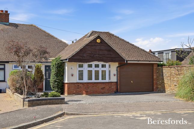 3-bed house on 6, Saffron Close, Brentwood, £525,000
