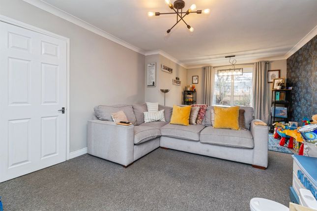 12, Kinross Grove, Hartlepool photo 2