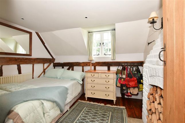 Thumbnail Cottage for sale in Woodside, Thornwood, Epping, Essex