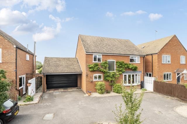 Rivendell,, Bicester Road, Buckingham photo 2