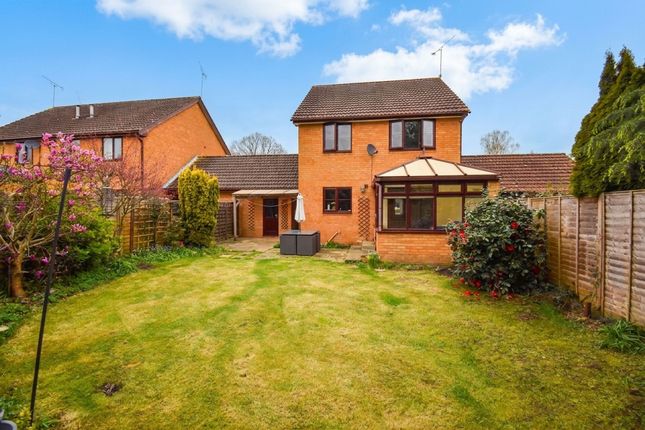 3 Collingbourne Drive, Eastleigh photo 3