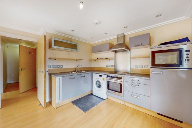 16 Hewetts Quay, Abbey Road, Hewetts Quay Abbey Road, london photo 2