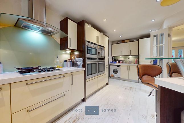 1, Amber Lane, Ilford photo 2