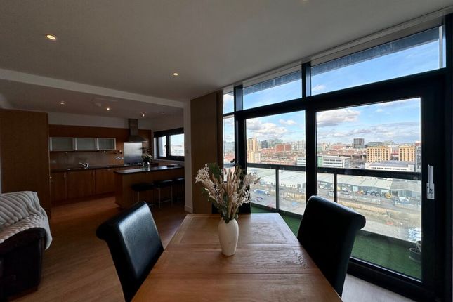 Flat for sale in Penthouse, 11/5, 98 Lancefield Quay