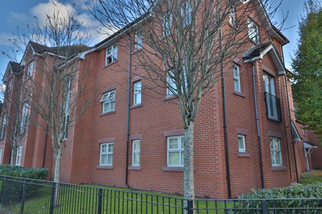 Thumbnail Flat to rent in Kingsway South, Latchford, Warrington