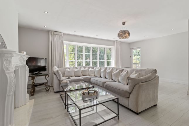 Flat for sale in Pownall Court, Wilmslow