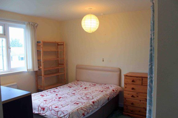 Thumbnail Shared accommodation to rent in Sancroft Avenue, Canterbury, Kent