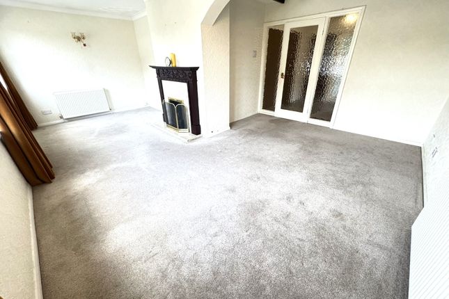 45 Lydford Road, Walsall photo 3