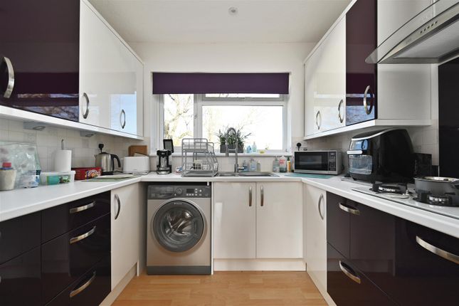 8, Drake House, Birkdale, Bexhill-On-Sea photo 3