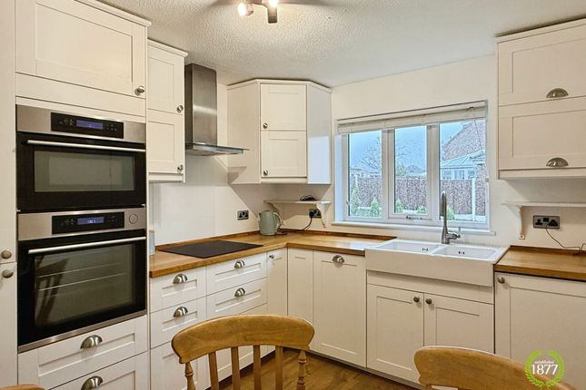 16 Montgomery Close, Accrington photo 2