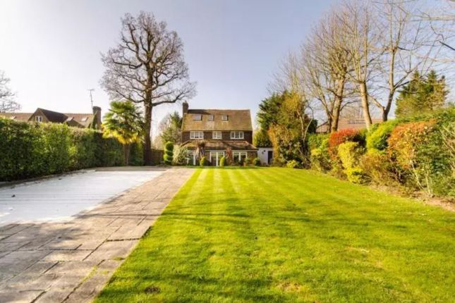 Beechburn, South View Road, Pinner Hill photo 3