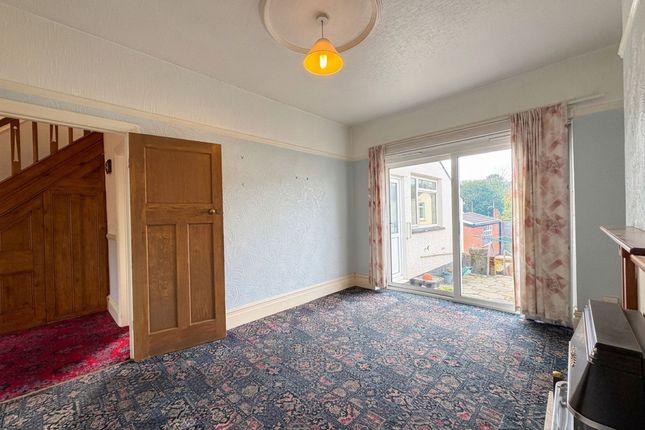 281 Neath Road, Neath photo 4