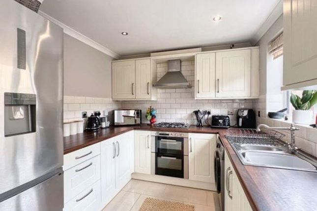1 Cwm Felin, Bridgend photo 3