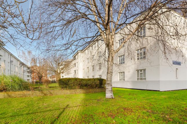 Flat for sale in Priam House, Old Bethnal Green Road, London