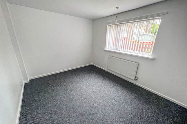 34, Stamford, Garth Sixteen, Newcastle upon Tyne photo 5