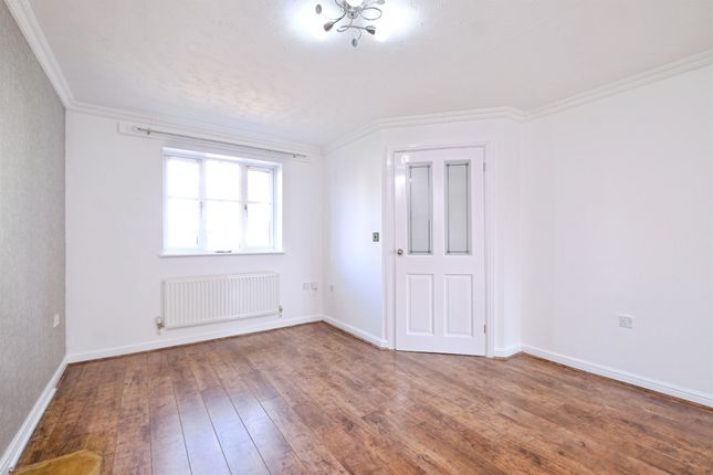 109, Lakeside Way, Ebbw Vale photo 2