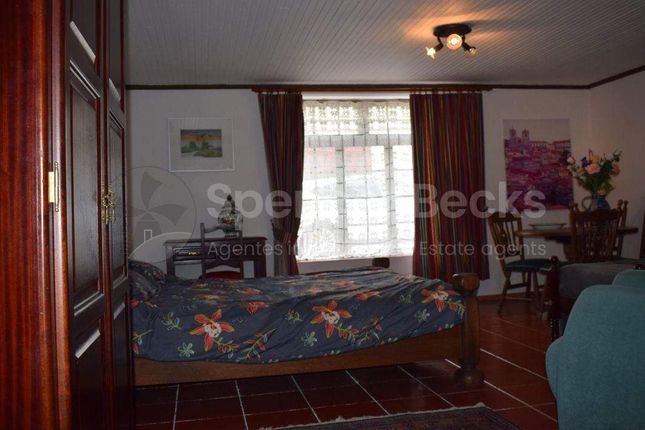 Detached house for sale in Tabúa, Madeira, Portugal