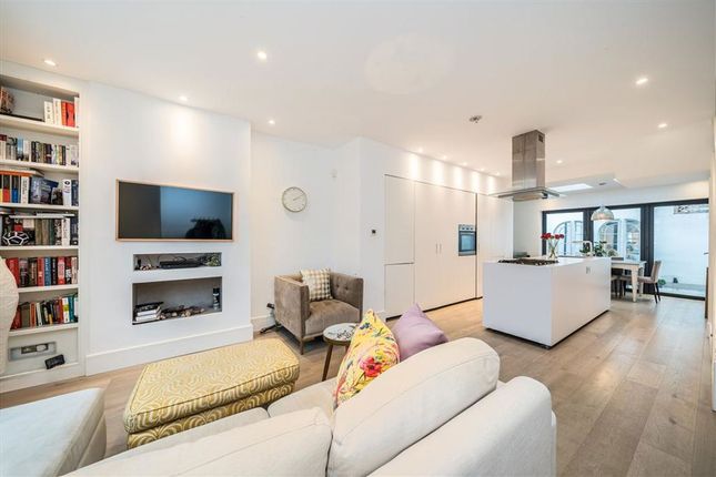 1, Colehill Lane, London photo 2