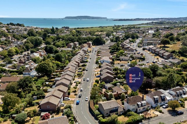 19, Wyke Oliver Road, Weymouth photo 2