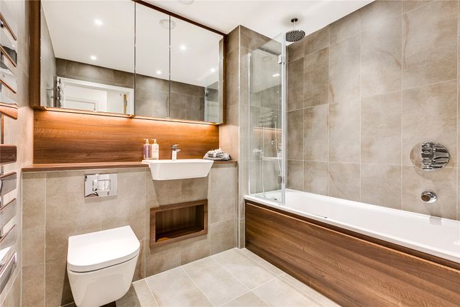 Flat 90, Haydn Tower, 50, Wandsworth Road, London photo 4