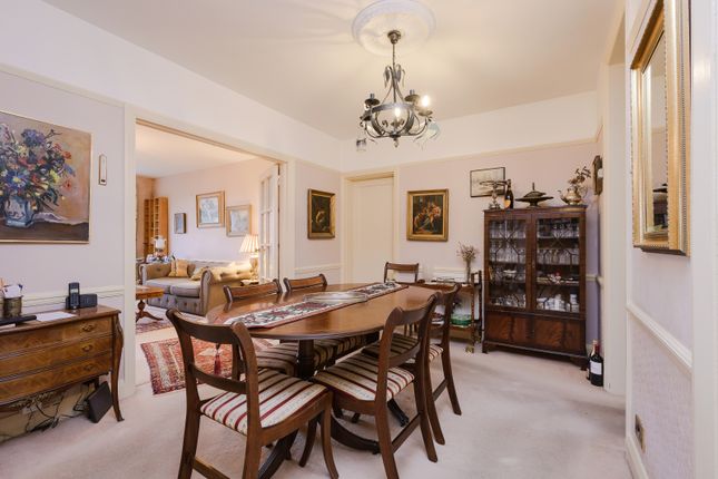 4, Kingsthorpe Court, 33, Raymond Road, London photo 3
