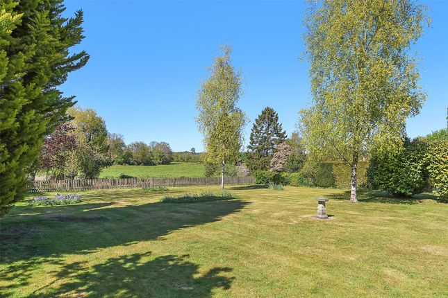 Garford,, Ironsbottom, Reigate photo 3