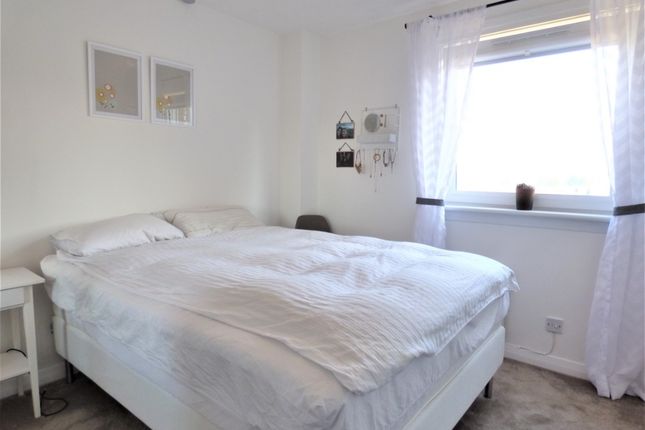 Meadowfield Court, Willowbrae, Edinburgh, EH8 7NA, Edinburgh photo 5