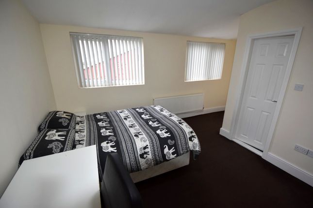 Woodlands Road, Middlesbrough photo 5