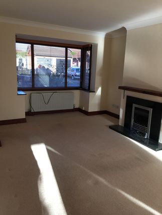 37 Forresters Close, Doncaster photo 2