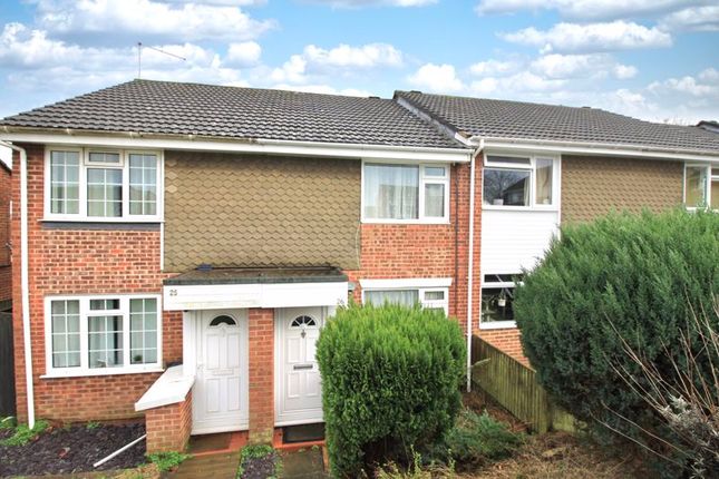 Thumbnail Terraced house to rent in Paxton Close, Hedge End, Southampton