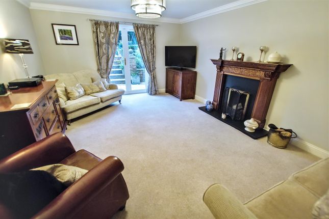 Wellgarth Court, Crook photo 3