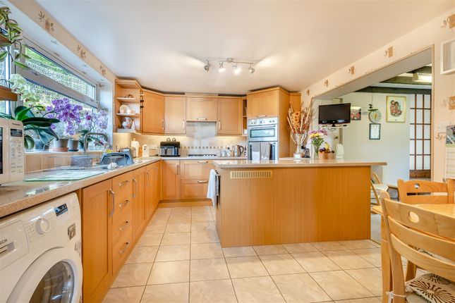 Sunnybank, Ross Road, Newent photo 2
