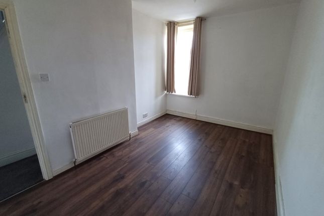 Terraced house for sale in Hastings Avenue, Bradford, West Yorkshire
