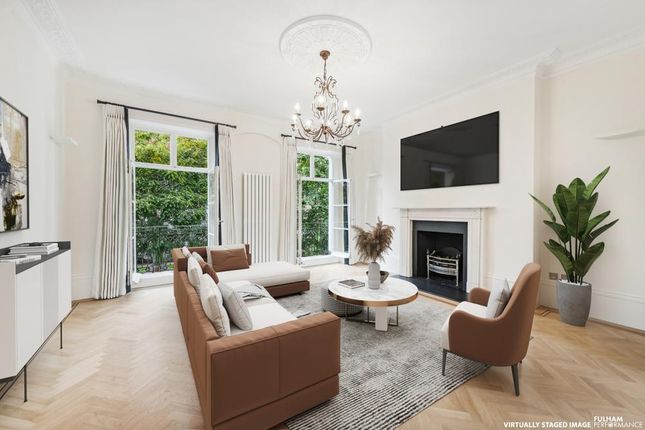 Thumbnail Detached house to rent in Brompton Square, London SW3.