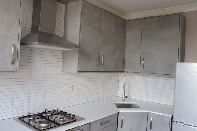 38d Yonge Park, Finsbury Park photo 4